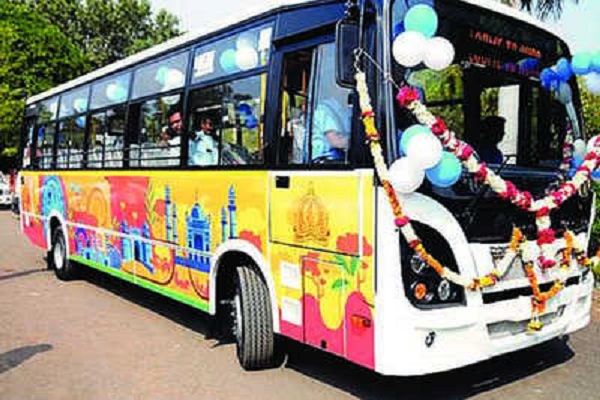 Aurangabad Smart City flags off bus service to Shendra & Karmad