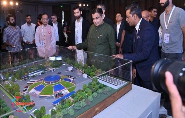 Nitin Gadkari unveils India’s first Miniature EV Charging model Nitin Gadkari